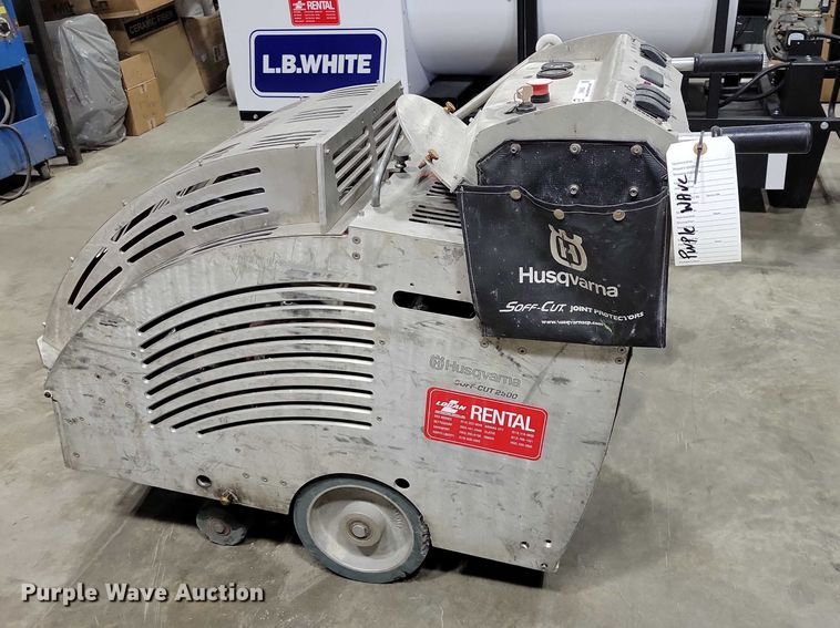 image for item DX6635 2017 Husqvarna Soff-Cut 2500 concrete saw