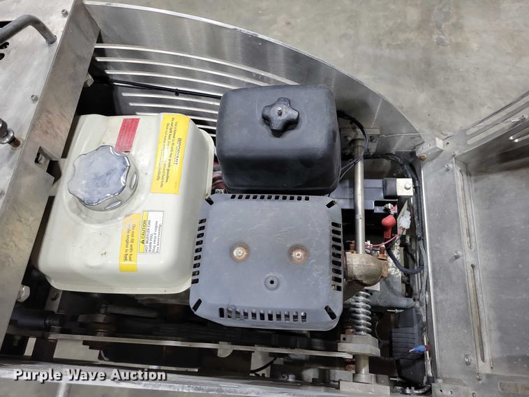 image for item DX6635 2017 Husqvarna Soff-Cut 2500 concrete saw