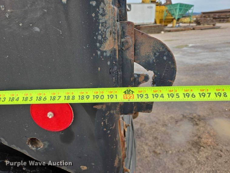 image for item DY1407 1999 Sterling Truck L7501 dump truck