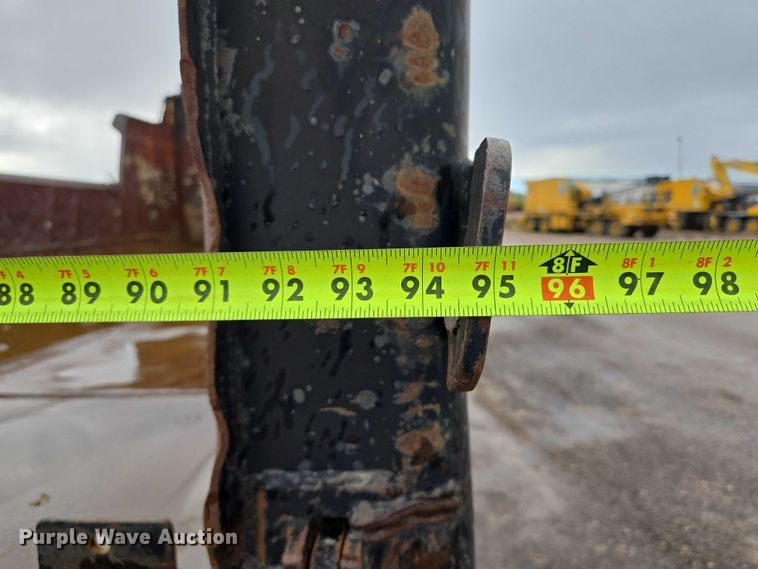 image for item DY1407 1999 Sterling Truck L7501 dump truck