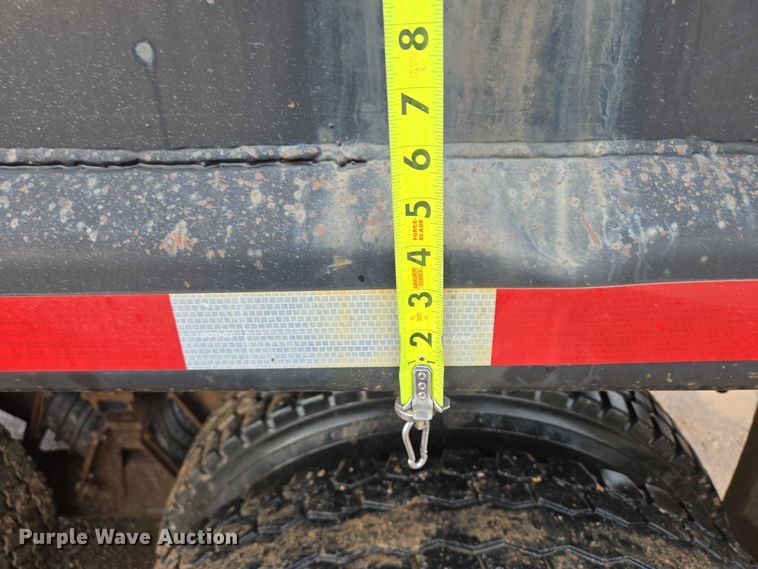 image for item DY1407 1999 Sterling Truck L7501 dump truck