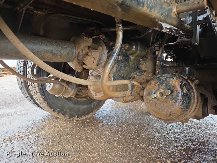 image for item DY1407 1999 Sterling Truck L7501 dump truck