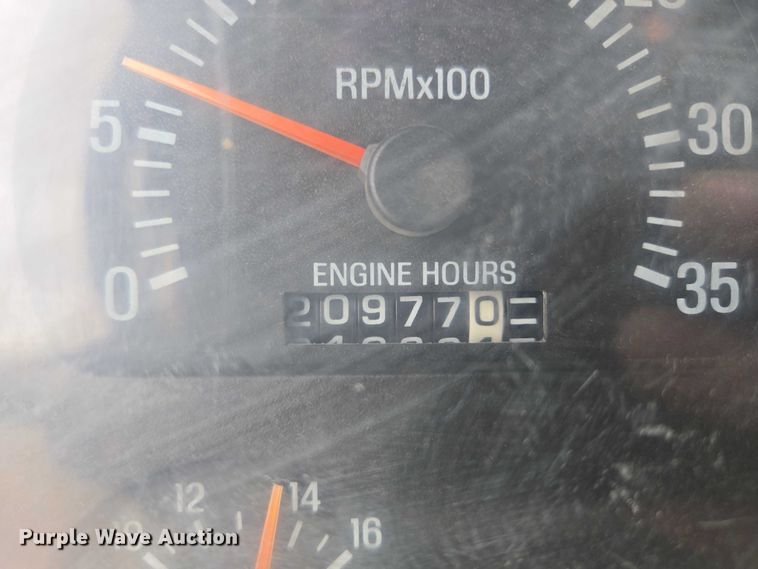 image for item DY1407 1999 Sterling Truck L7501 dump truck