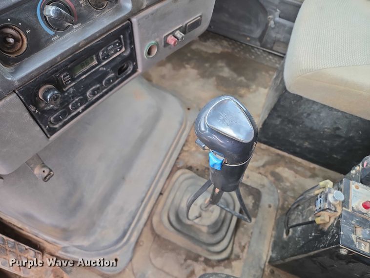 image for item DY1407 1999 Sterling Truck L7501 dump truck