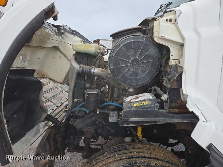 image for item DY1407 1999 Sterling Truck L7501 dump truck