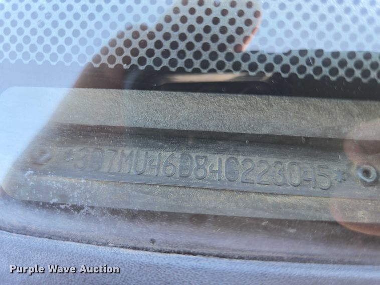 image for item DY1408 2004 Dodge Ram 3500 flatbed pickup truck