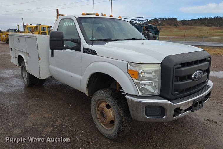 image for item DY1409 2012 Ford F350 Super Duty XL utility bed pickup truck