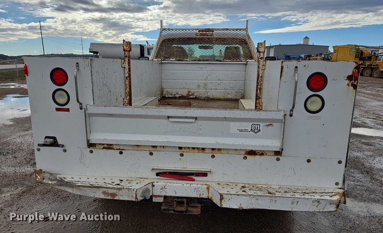 image for item DY1409 2012 Ford F350 Super Duty XL utility bed pickup truck