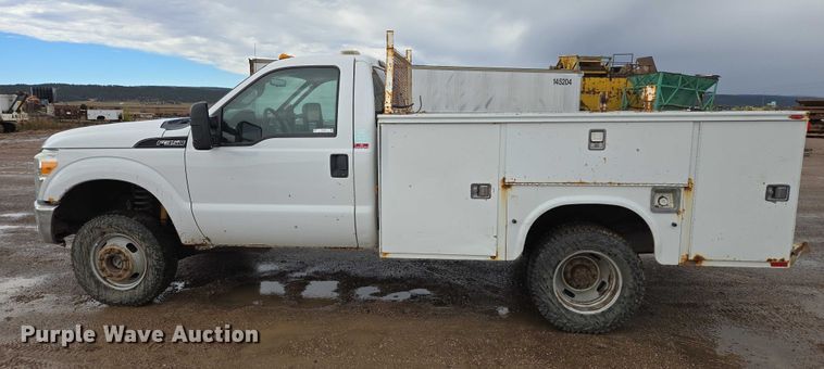 image for item DY1409 2012 Ford F350 Super Duty XL utility bed pickup truck