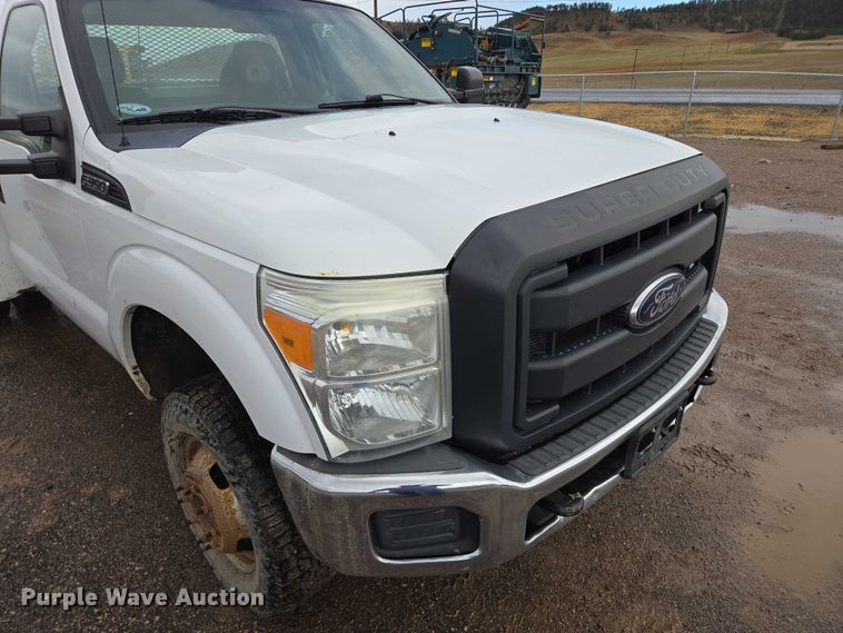 image for item DY1409 2012 Ford F350 Super Duty XL utility bed pickup truck