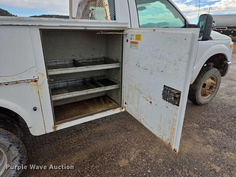 image for item DY1409 2012 Ford F350 Super Duty XL utility bed pickup truck