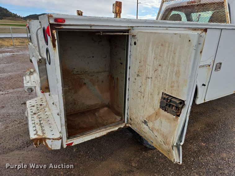 image for item DY1409 2012 Ford F350 Super Duty XL utility bed pickup truck