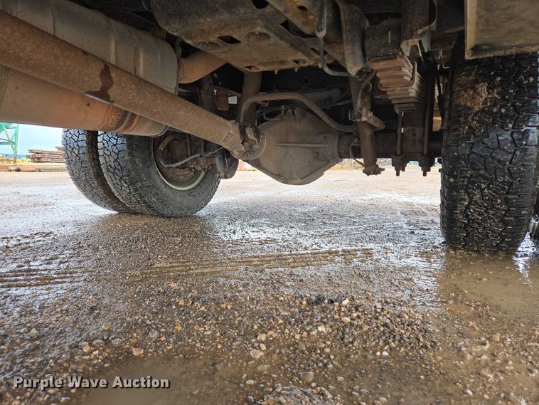 image for item DY1409 2012 Ford F350 Super Duty XL utility bed pickup truck