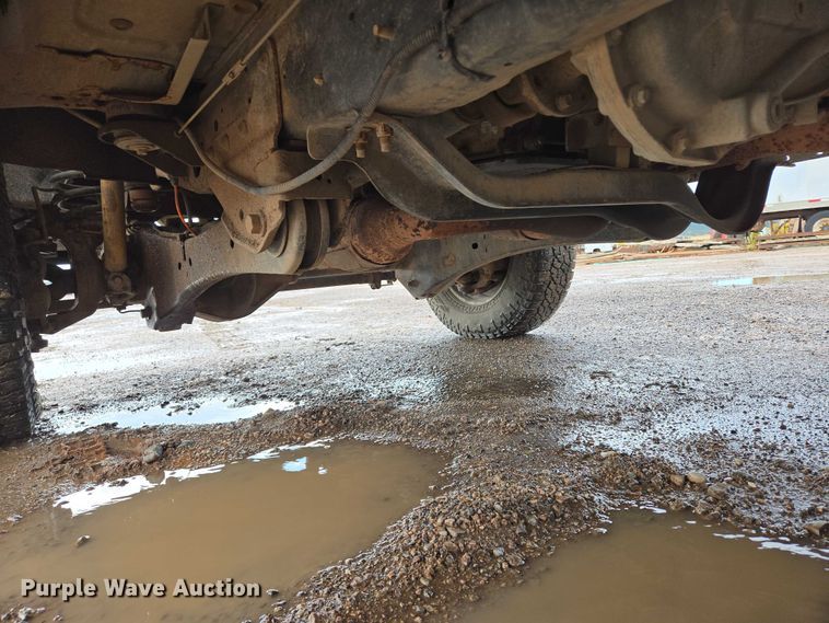 image for item DY1409 2012 Ford F350 Super Duty XL utility bed pickup truck