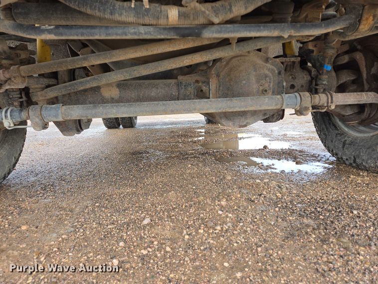 image for item DY1409 2012 Ford F350 Super Duty XL utility bed pickup truck