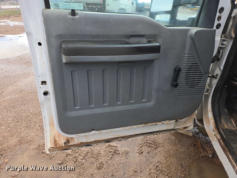 image for item DY1409 2012 Ford F350 Super Duty XL utility bed pickup truck