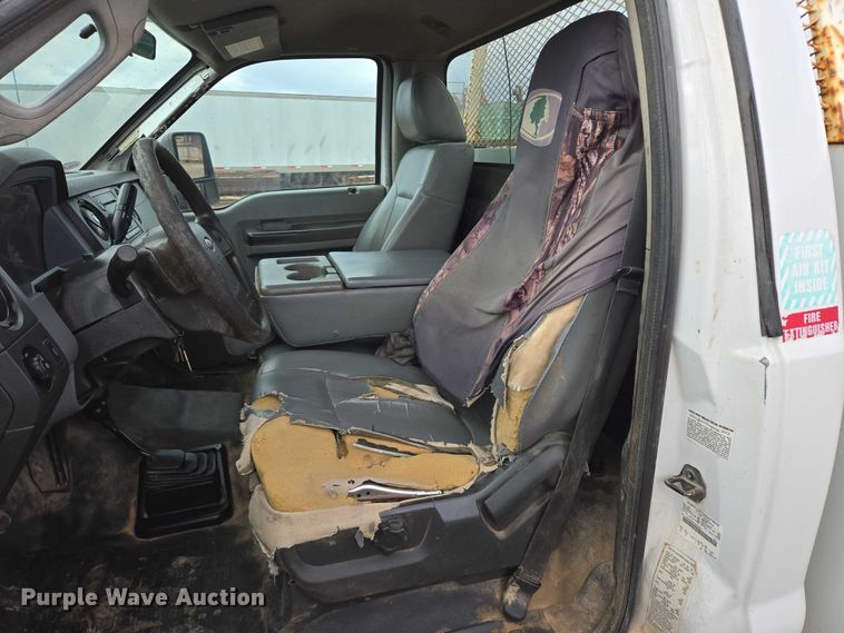 image for item DY1409 2012 Ford F350 Super Duty XL utility bed pickup truck