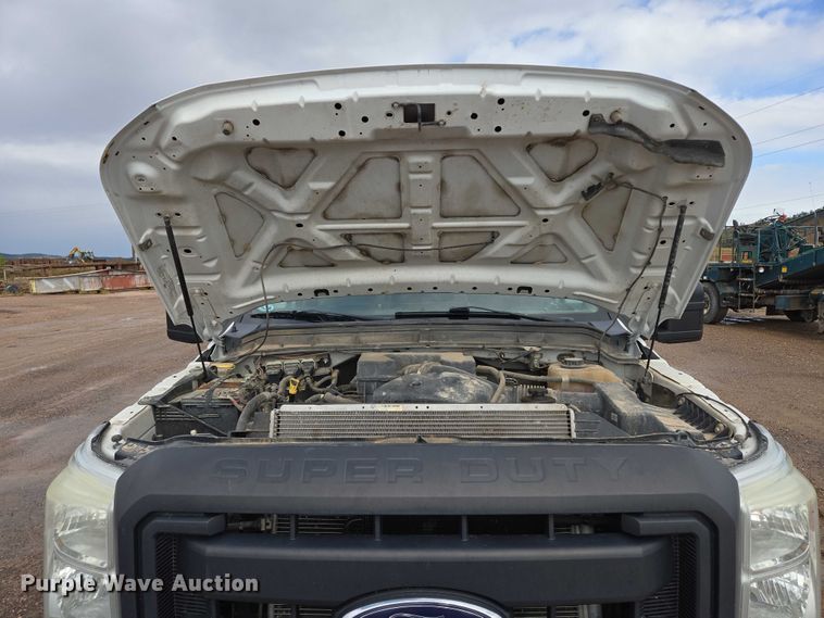 image for item DY1409 2012 Ford F350 Super Duty XL utility bed pickup truck