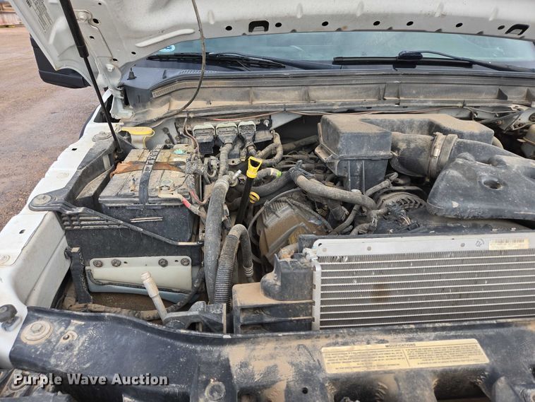 image for item DY1409 2012 Ford F350 Super Duty XL utility bed pickup truck