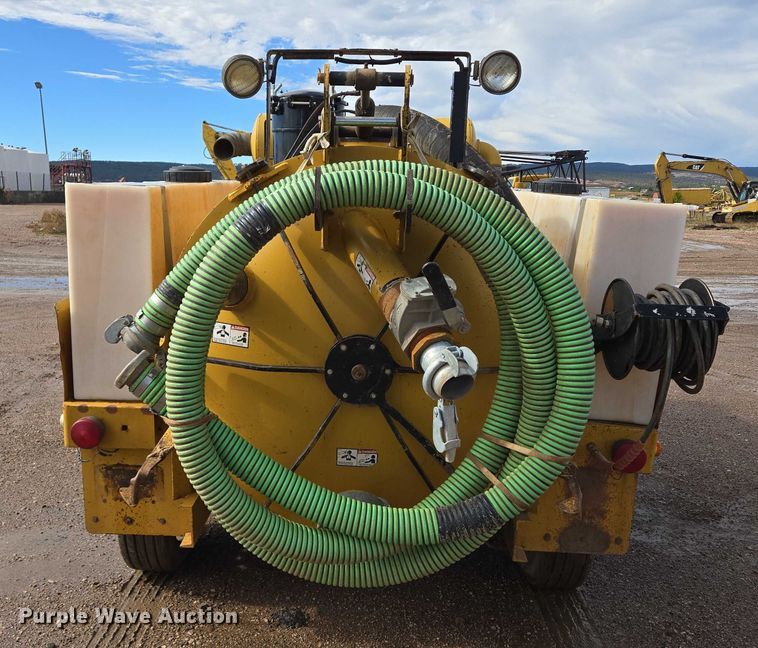 image for item DY1410 2012 Ring-O-Matic 550 vacuum excavator