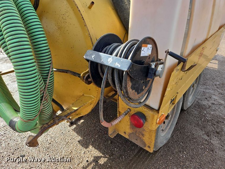 image for item DY1410 2012 Ring-O-Matic 550 vacuum excavator