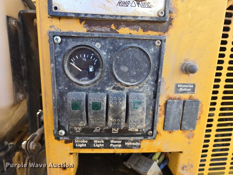 image for item DY1410 2012 Ring-O-Matic 550 vacuum excavator