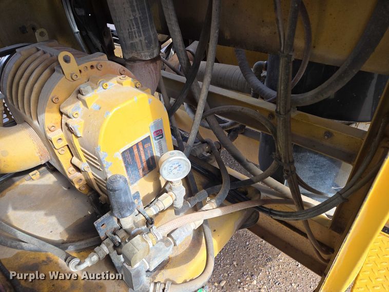 image for item DY1410 2012 Ring-O-Matic 550 vacuum excavator