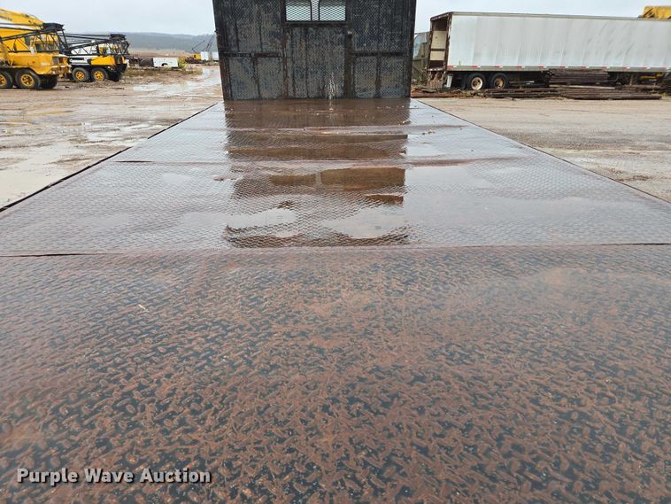 image for item DY1412 1992 Freightliner FL70 flatbed pickup truck