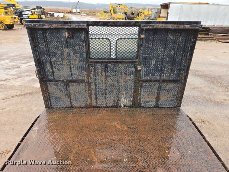 image for item DY1412 1992 Freightliner FL70 flatbed pickup truck