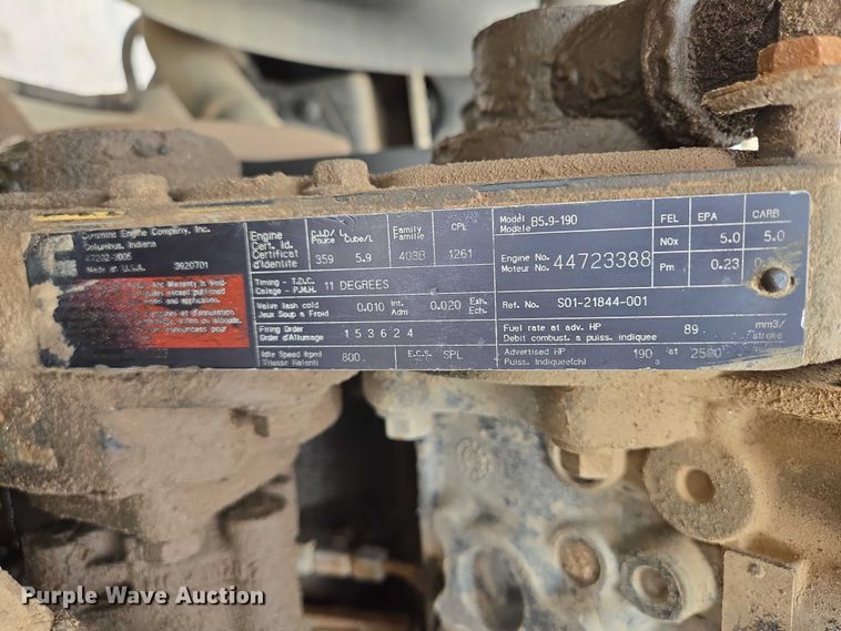 image for item DY1412 1992 Freightliner FL70 flatbed pickup truck