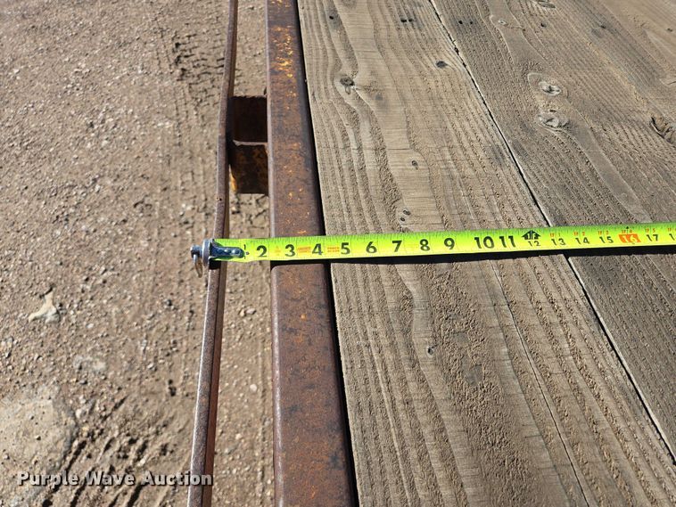 image for item DY1413 2000 Road King equipment trailer