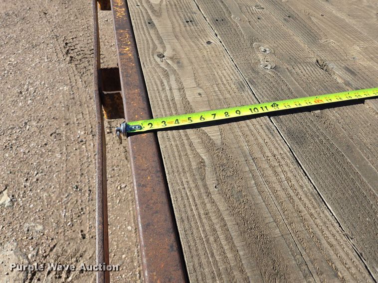 image for item DY1413 2000 Road King equipment trailer