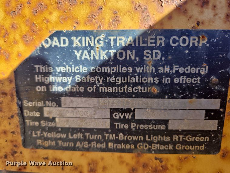 image for item DY1413 2000 Road King equipment trailer