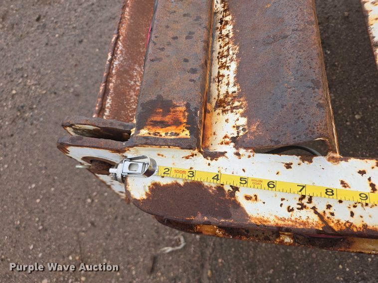 image for item DY1414 1999 Sauke Felling tilt deck equipment trailer