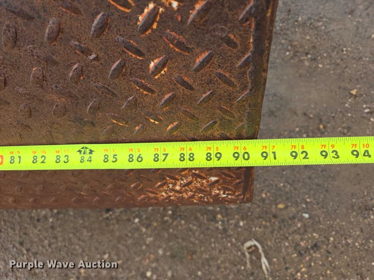 image for item DY1414 1999 Sauke Felling tilt deck equipment trailer