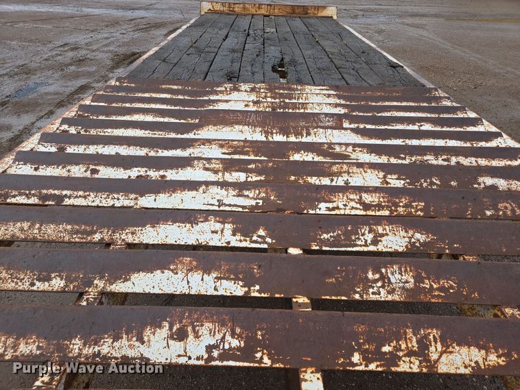 image for item DY1414 1999 Sauke Felling tilt deck equipment trailer