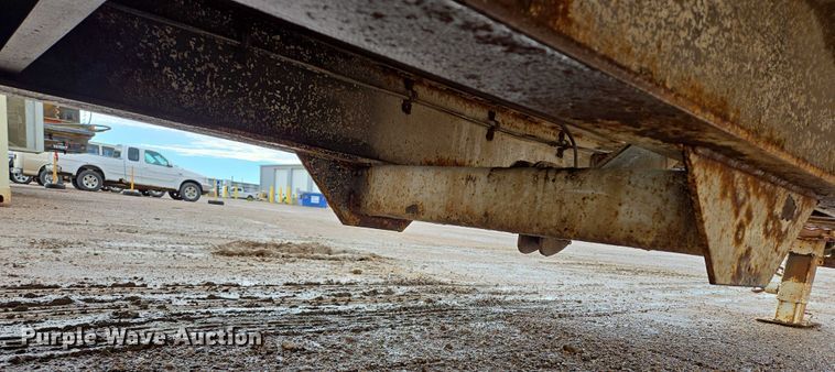 image for item DY1414 1999 Sauke Felling tilt deck equipment trailer