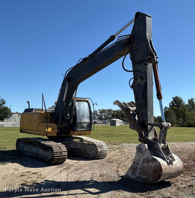 EXCAVADORA 2013 JOHN DEERE 180G