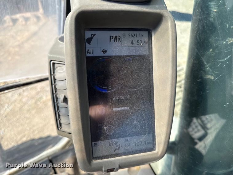 image for item DY8325 2013 John Deere 180G excavator