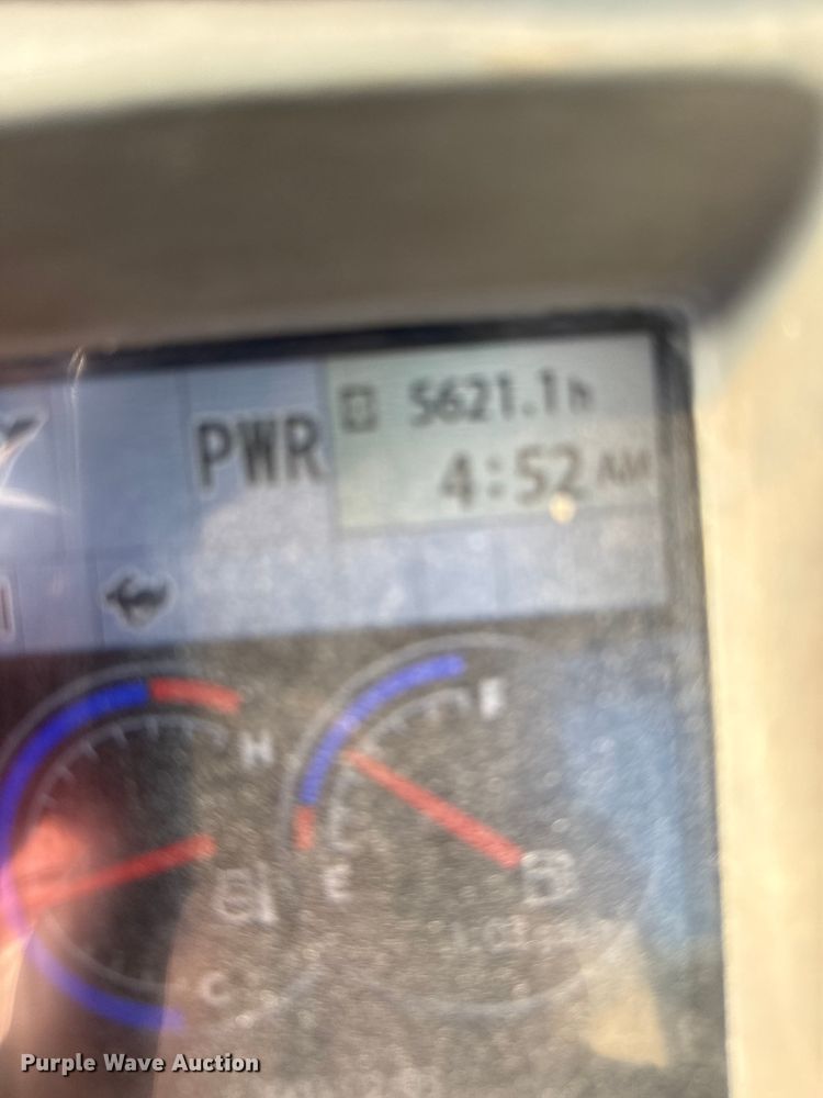 image for item DY8325 2013 John Deere 180G excavator