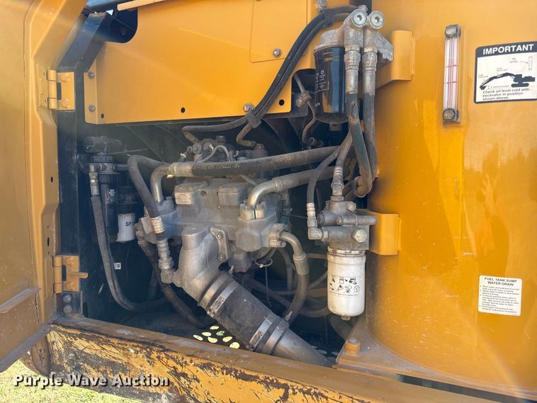 image for item DY8325 2013 John Deere 180G excavator