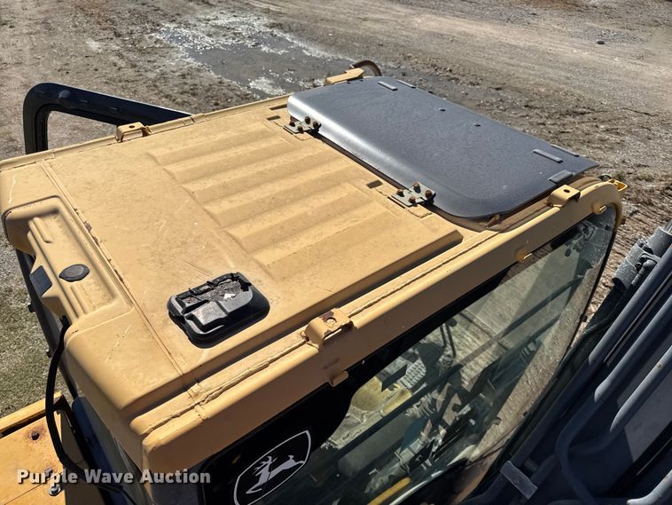 image for item DY8325 2013 John Deere 180G excavator