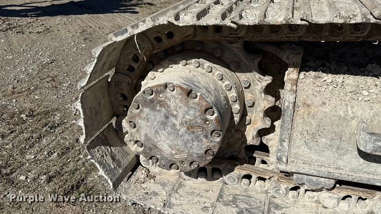 image for item DY8325 2013 John Deere 180G excavator