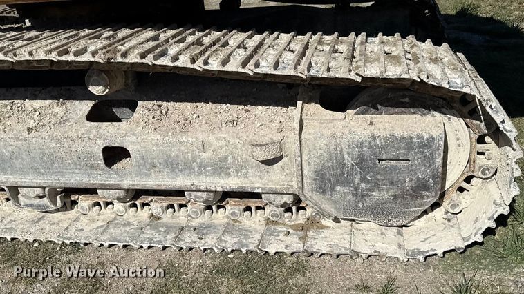 image for item DY8325 2013 John Deere 180G excavator