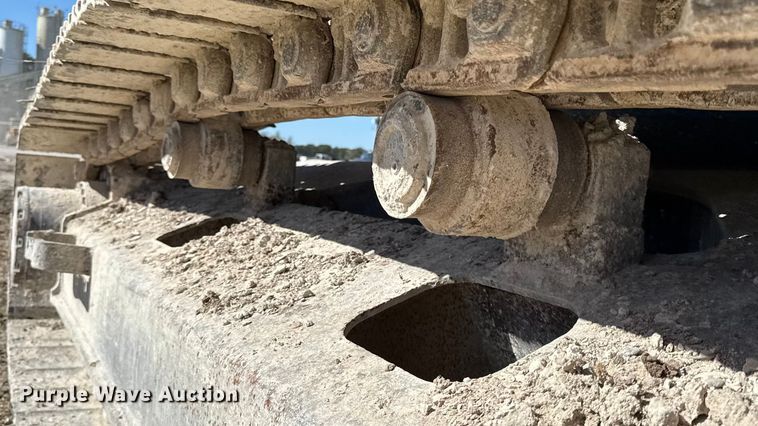 image for item DY8325 2013 John Deere 180G excavator