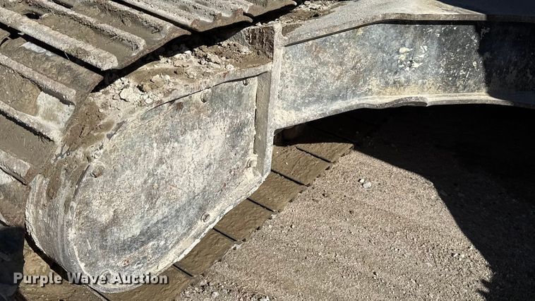 image for item DY8325 2013 John Deere 180G excavator