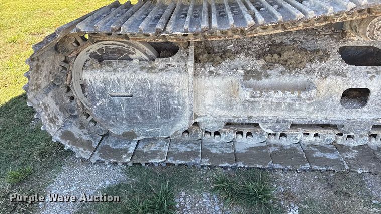 image for item DY8325 2013 John Deere 180G excavator