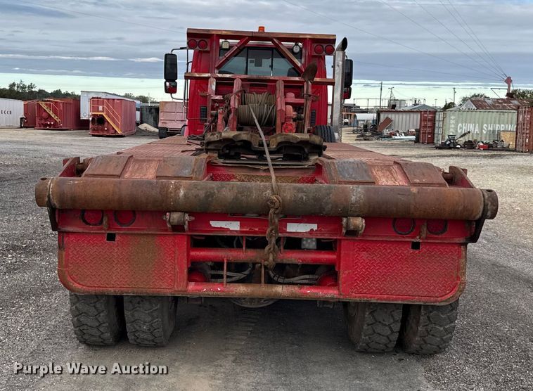 image for item DY8351 2007 International 7700 winch truck