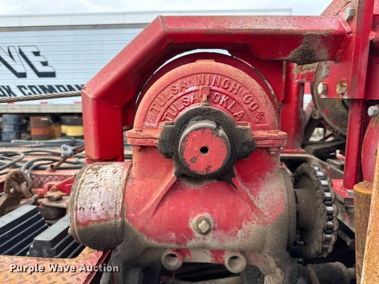 image for item DY8351 2007 International 7700 winch truck