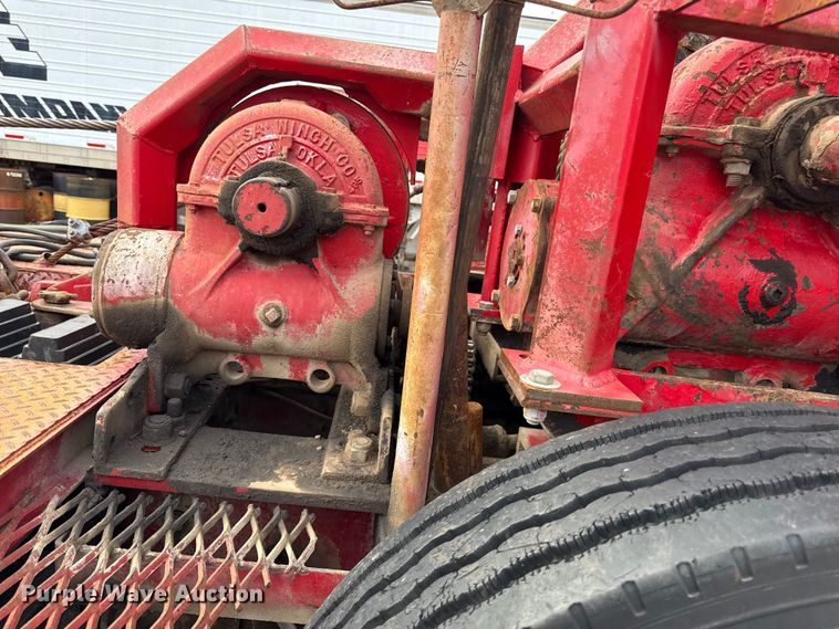 image for item DY8351 2007 International 7700 winch truck